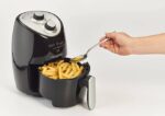 Компактен фритюрник Ariete Airy 4617