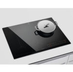 Индукционен плот със сензорно управление Electrolux KIV834 78см - Image 4