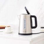 Ел. кана от неръждаема стомана Amazon Basics 1.7L, сребриста - Image 4