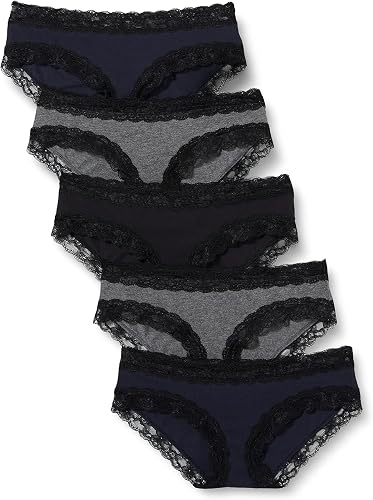 81yVP3S4MmL._AC_SY500_ Дамски бикини от памук и дантела Iris & Lilly 4 Броя черни - Image 1